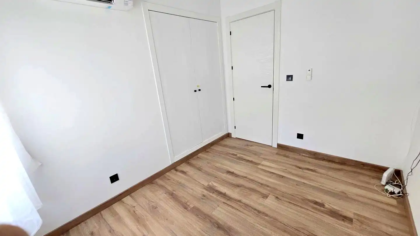 Wohnung zur Miete in Gandia mit Klimaanlage, Terrasse und Möbliert