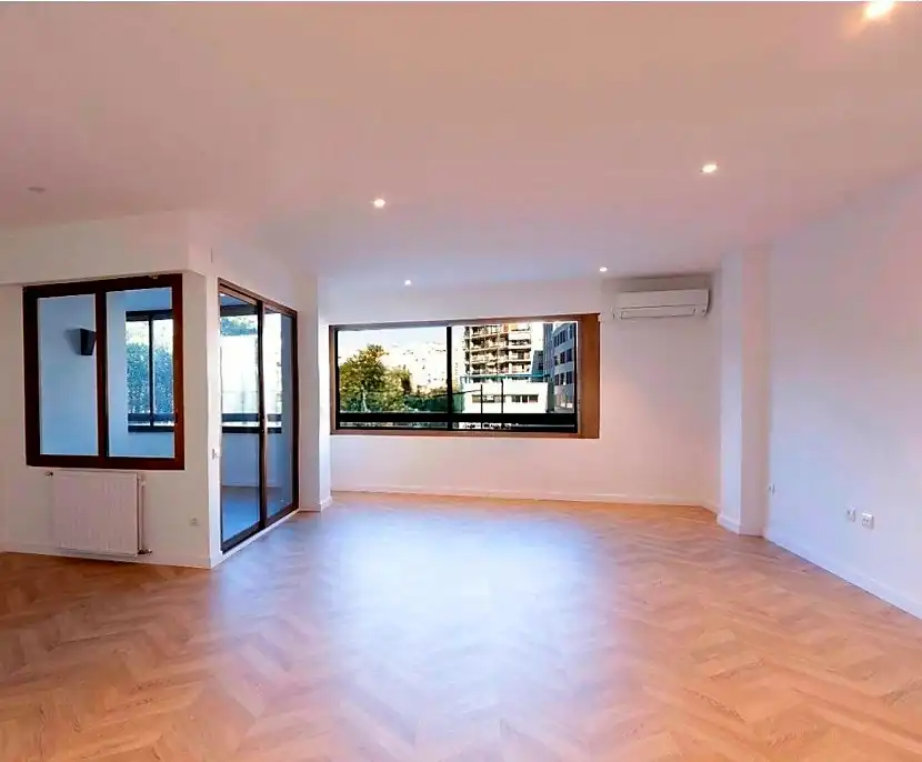 Flat with terrace for sale in Plaça de l'Horticultor Corset, imagen 2