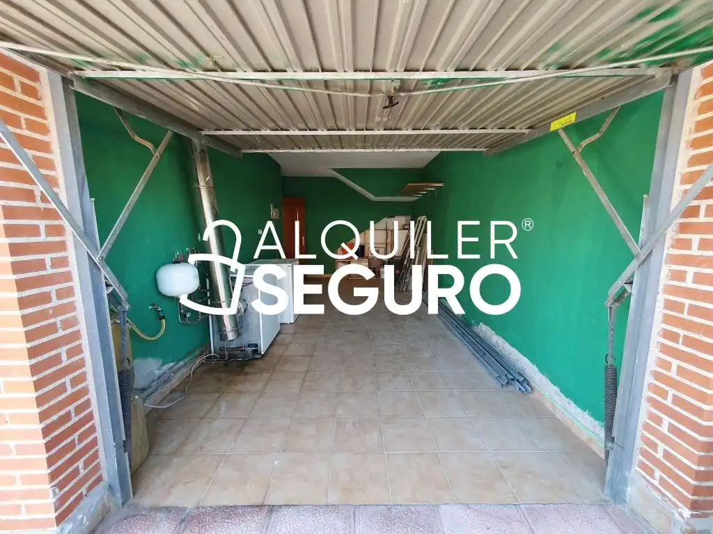 Houses for rent in Batres  with Heating, Terrace and Swimming Pool