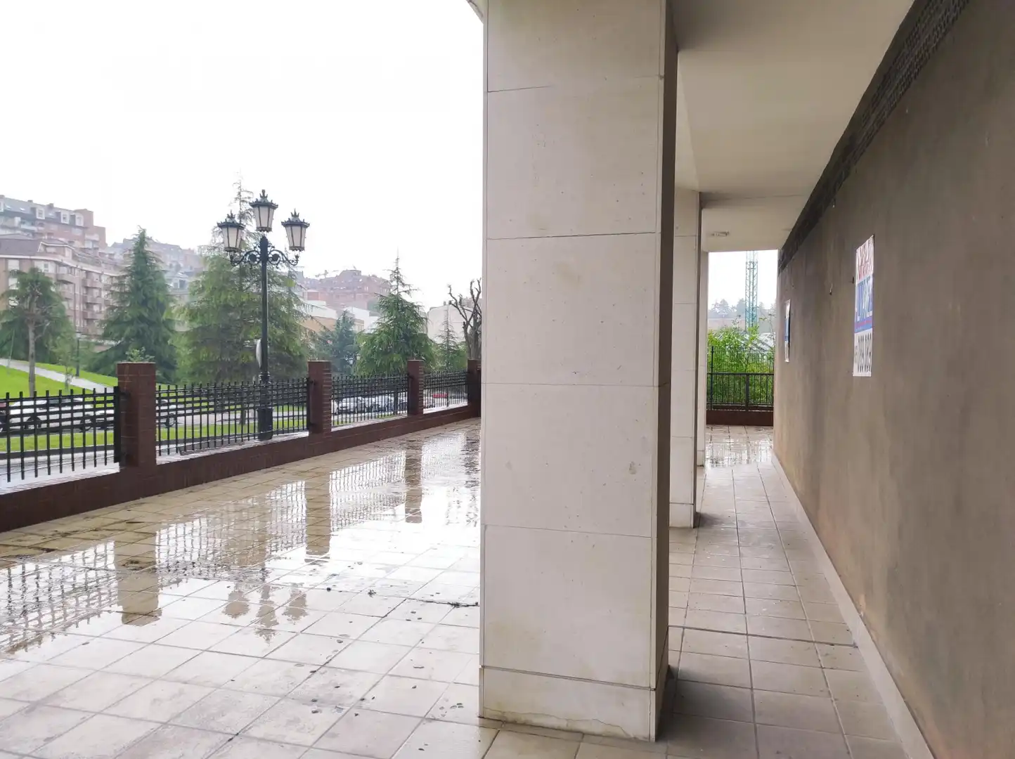 Terraza de Local en venta en Oviedo 
