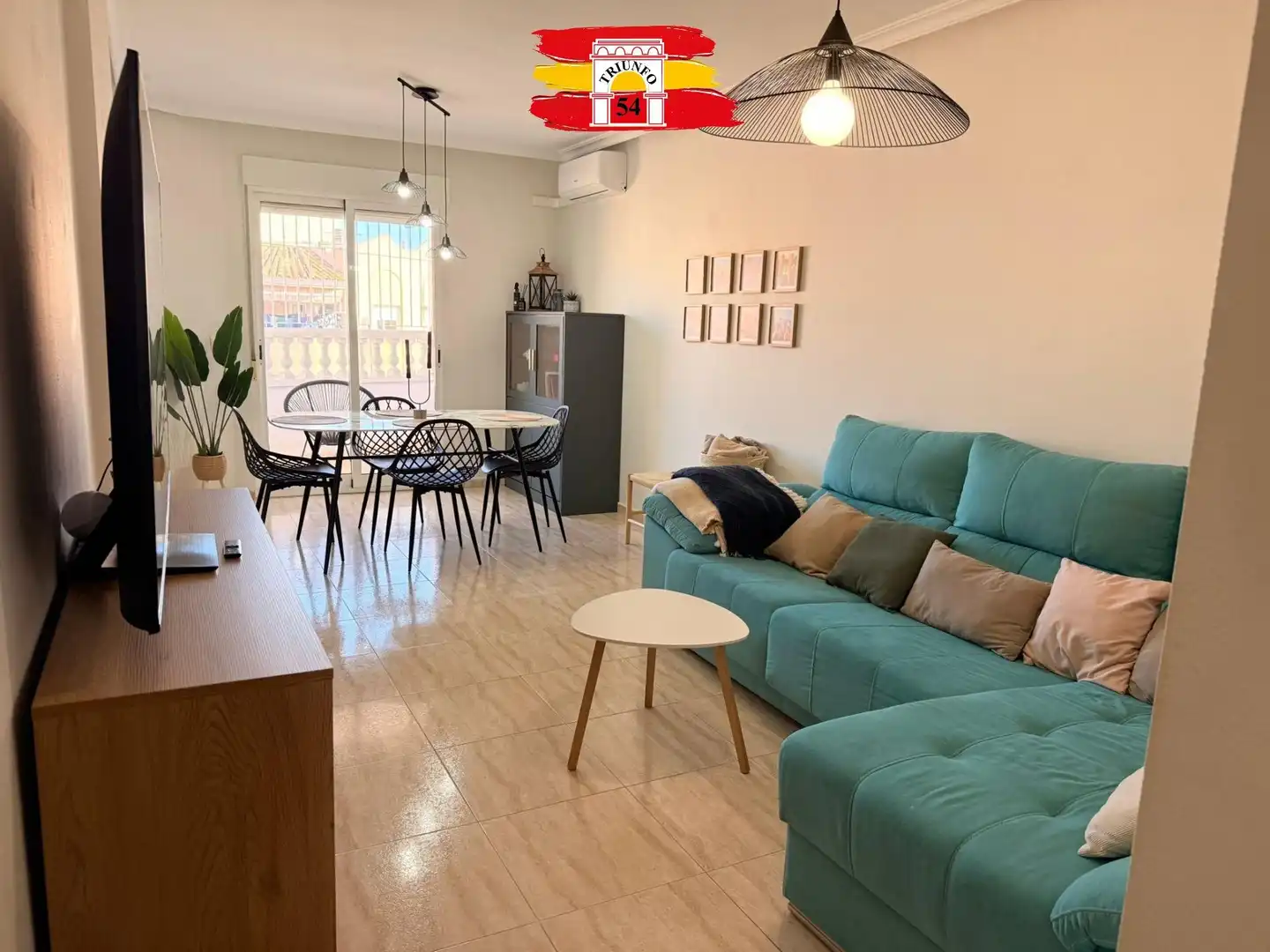 Sala de estar de Piso en venta en San Pedro del Pinatar con Aire acondicionado, Terraza y Amueblado