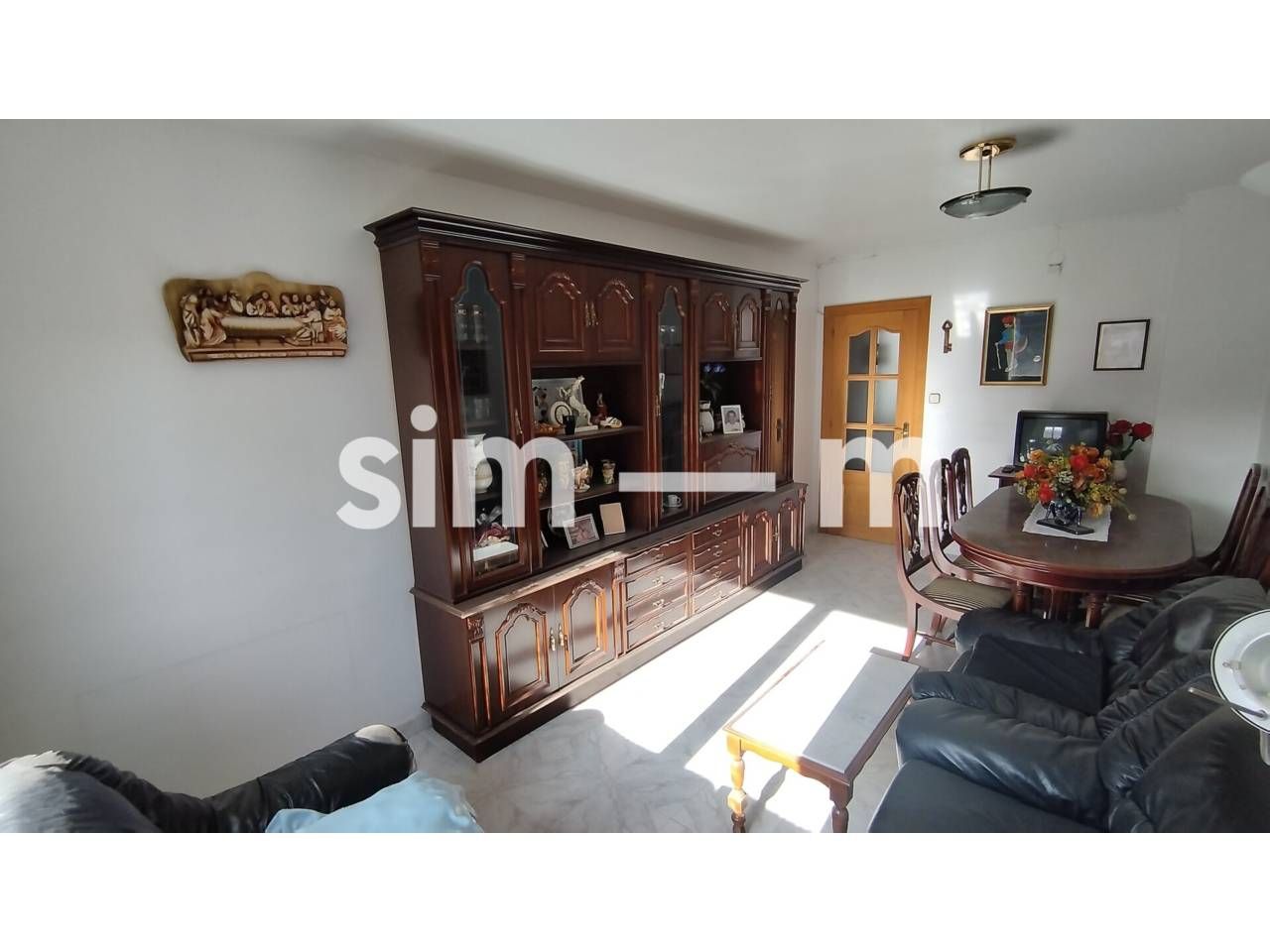 Sala d'estar de Pis en venda en Vic amb Calefacció, Terrassa i Moblat