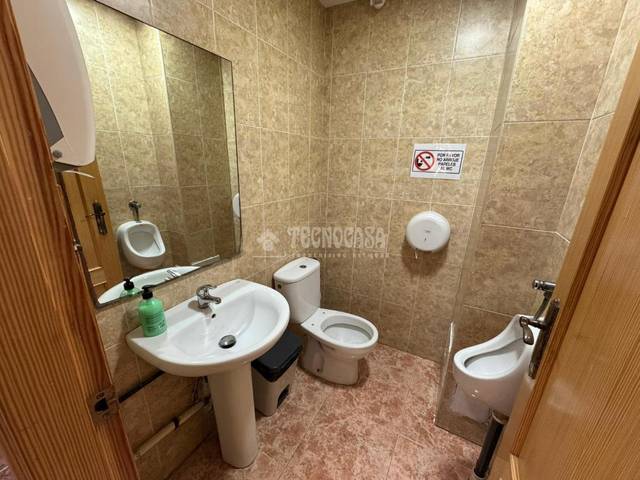 Local comercial en Venta en Favara