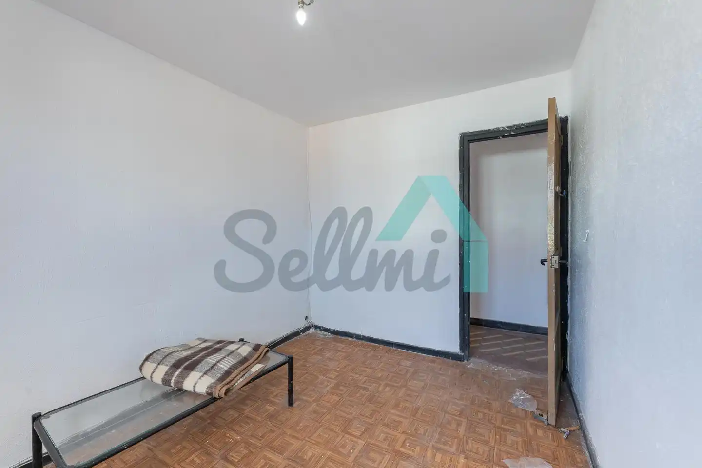 Bedroom of Buildings for sale in Oviedo 