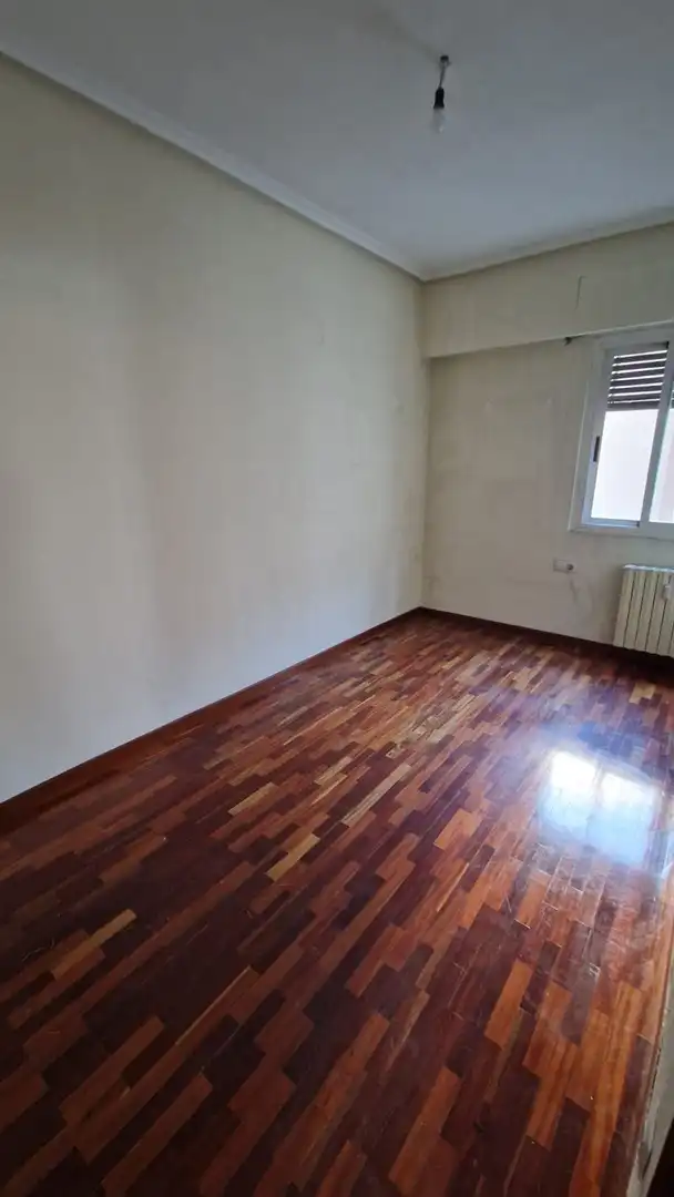 Büro zur Miete in León Capital  mit Terrasse