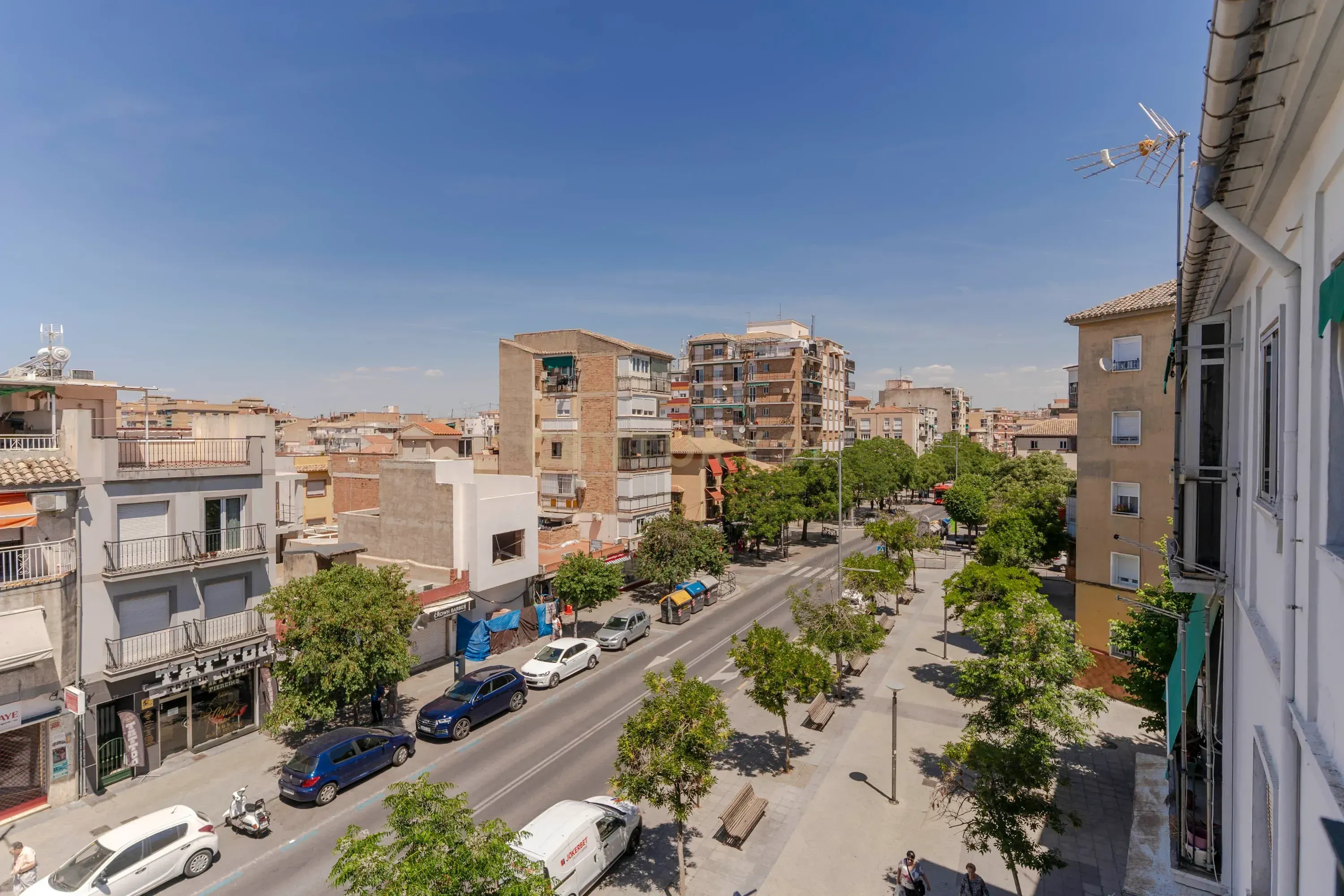 Exterior view of Flat for sale in  Granada Capital  with Air Conditioner