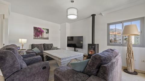 Foto 3 de Casa adosada en venda a Zona Centro Comercial Torrequebrada, Málaga