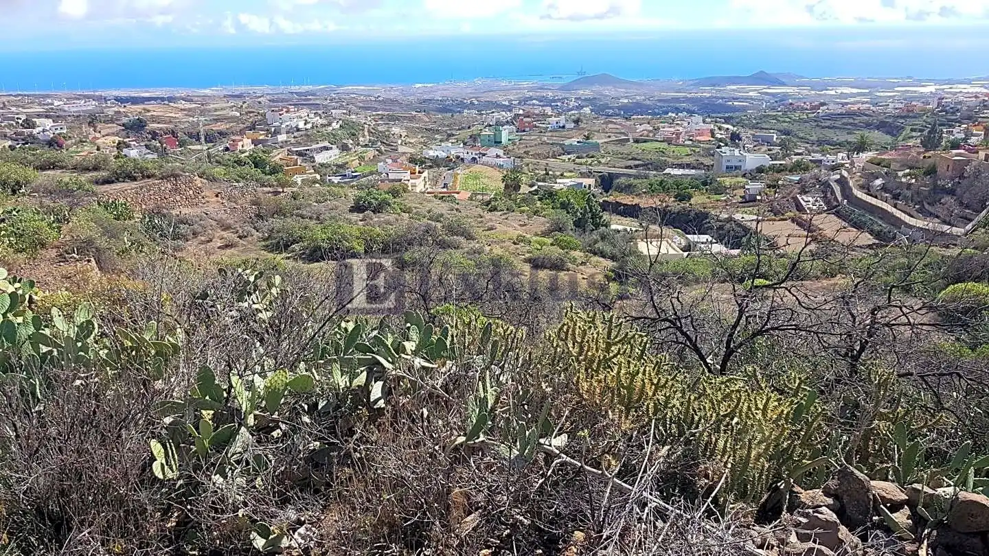 Country homes for sale in Granadilla de Abona  with Private garden