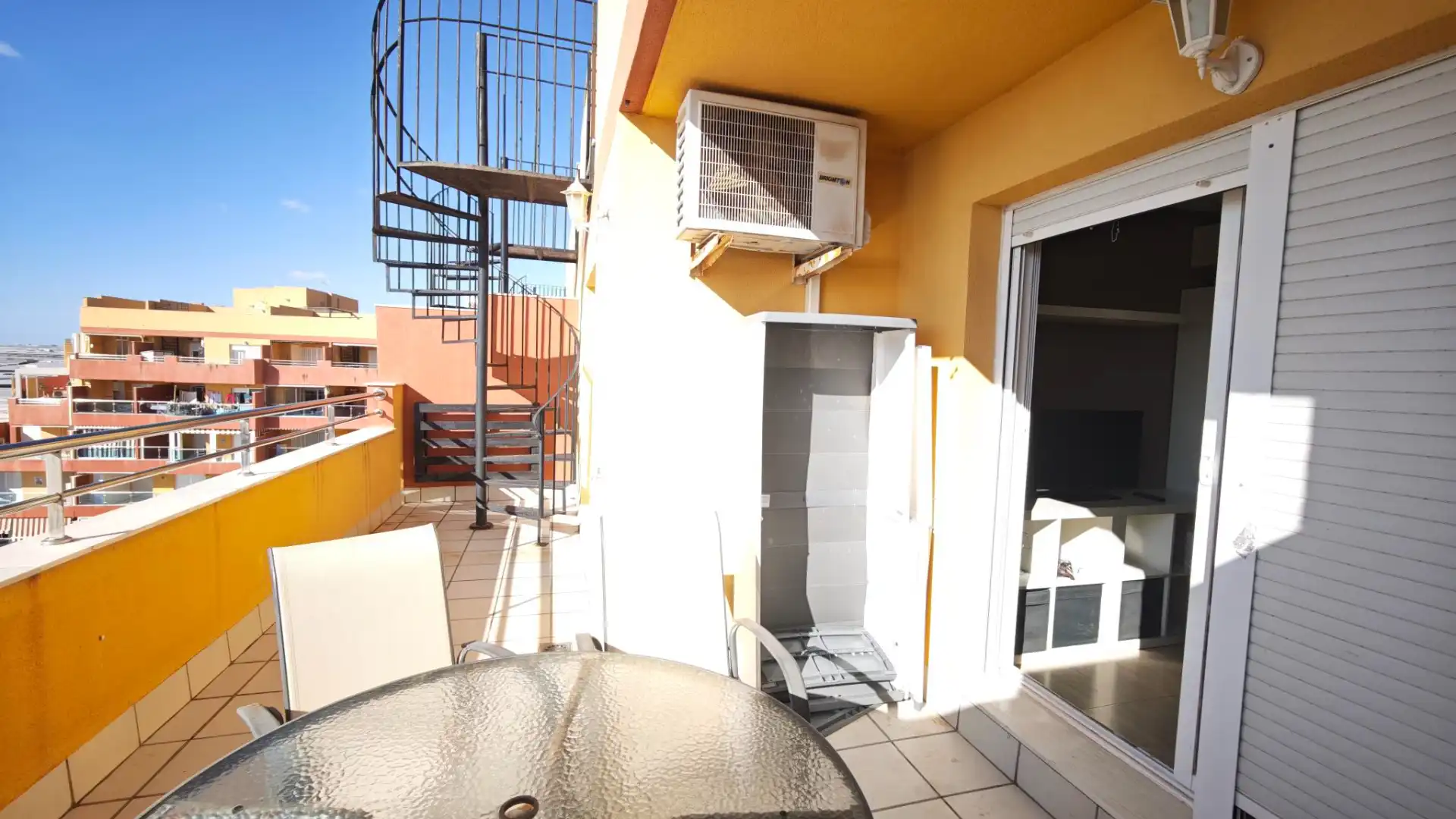 Balcony of Attic for sale in Roquetas de Mar  with Air Conditioner, Terrace and Furnished