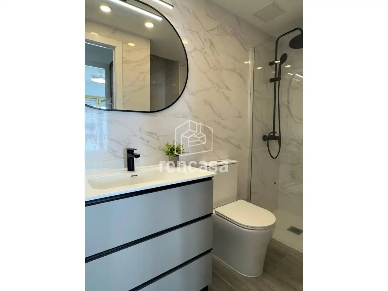 Bathroom of Flat for sale in Cambrils  with Air Conditioner, Heating and Furnished