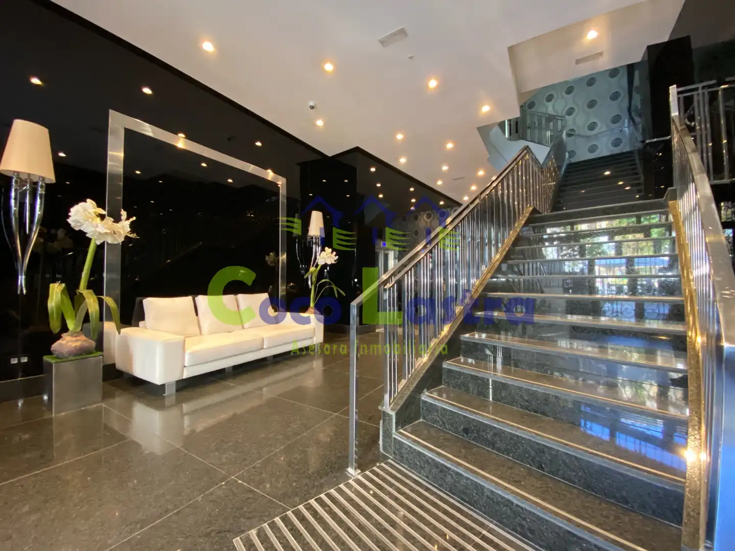 Apartament amb jardí de lloguer a Plaza del Poeta Iglesias 6, imagen 9