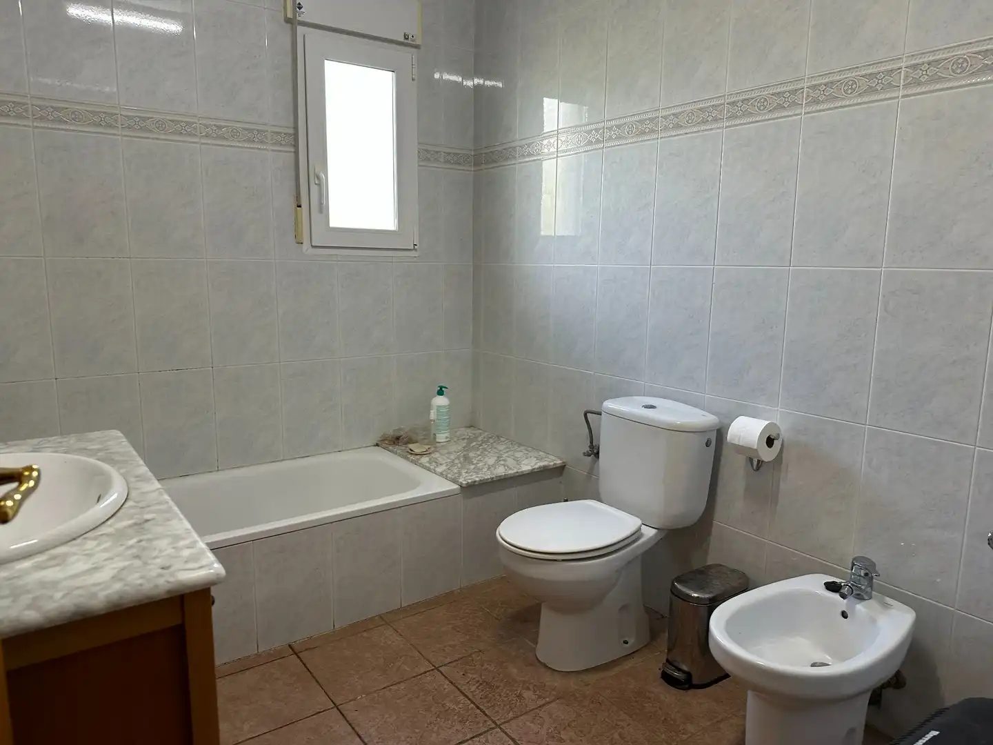 Badezimmer von Haus oder Chalet zum Verkauf in Ontinyent mit Klimaanlage, Heizung und Privatgarten