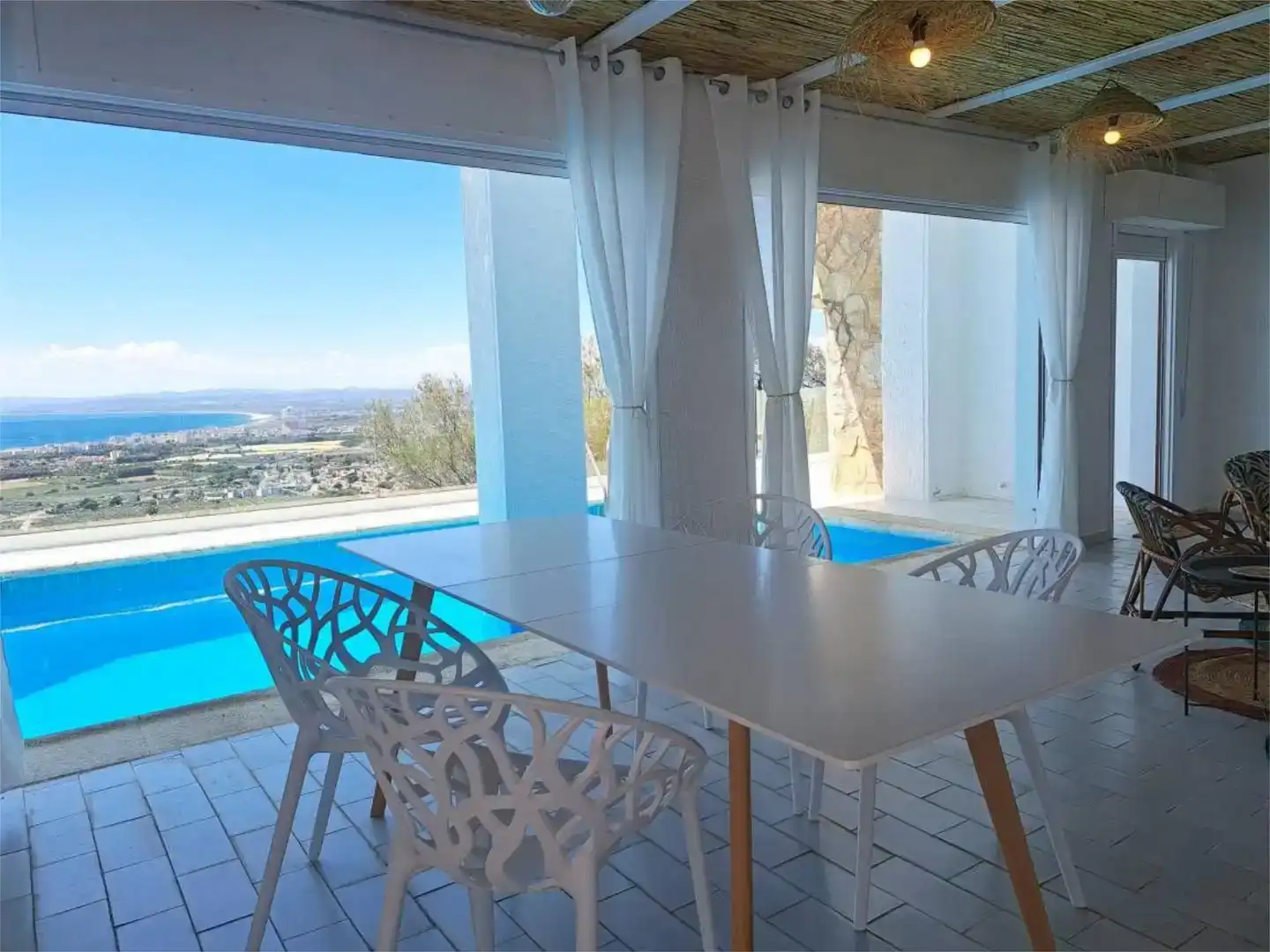Terrassa de Casa o xalet de lloguer en Roses amb Aire condicionat i Piscina