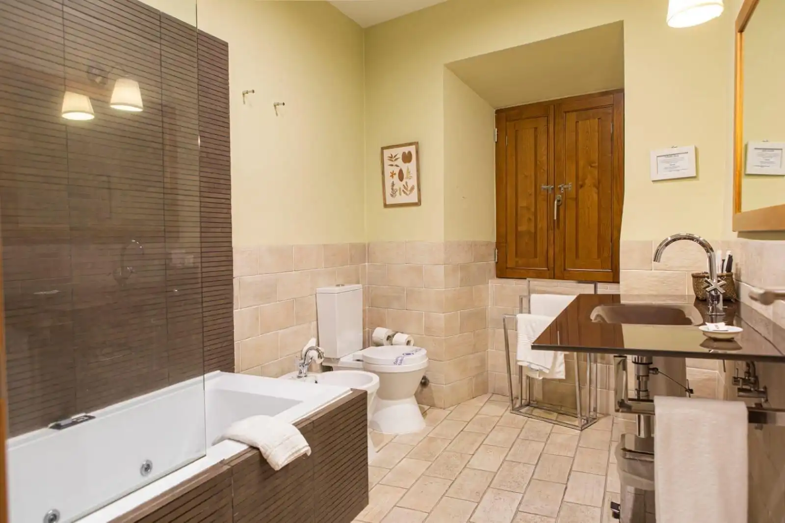 Badezimmer von Gebäude zum Verkauf in San Martín de Trevejo