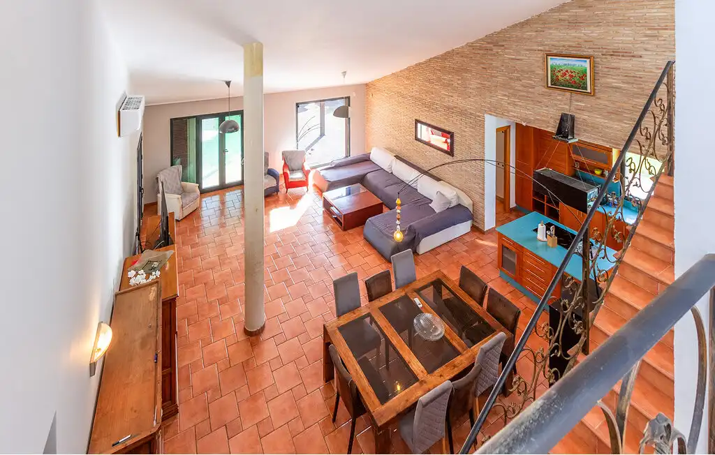 Chalet con terraza en venta en Calle Urba Coto Riñales 119, imagen 27