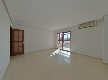 Appartamento con piscina in vendita a Av Doctor Jiménez Díaz