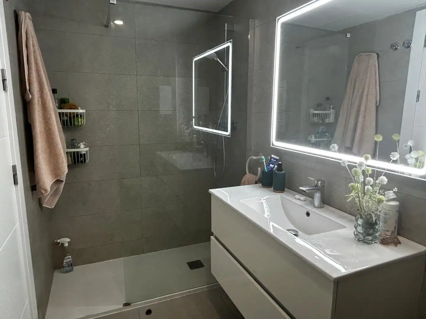 Baño de Ático en venta en Valencia con Aire acondicionado, Calefacción y Jardín privado