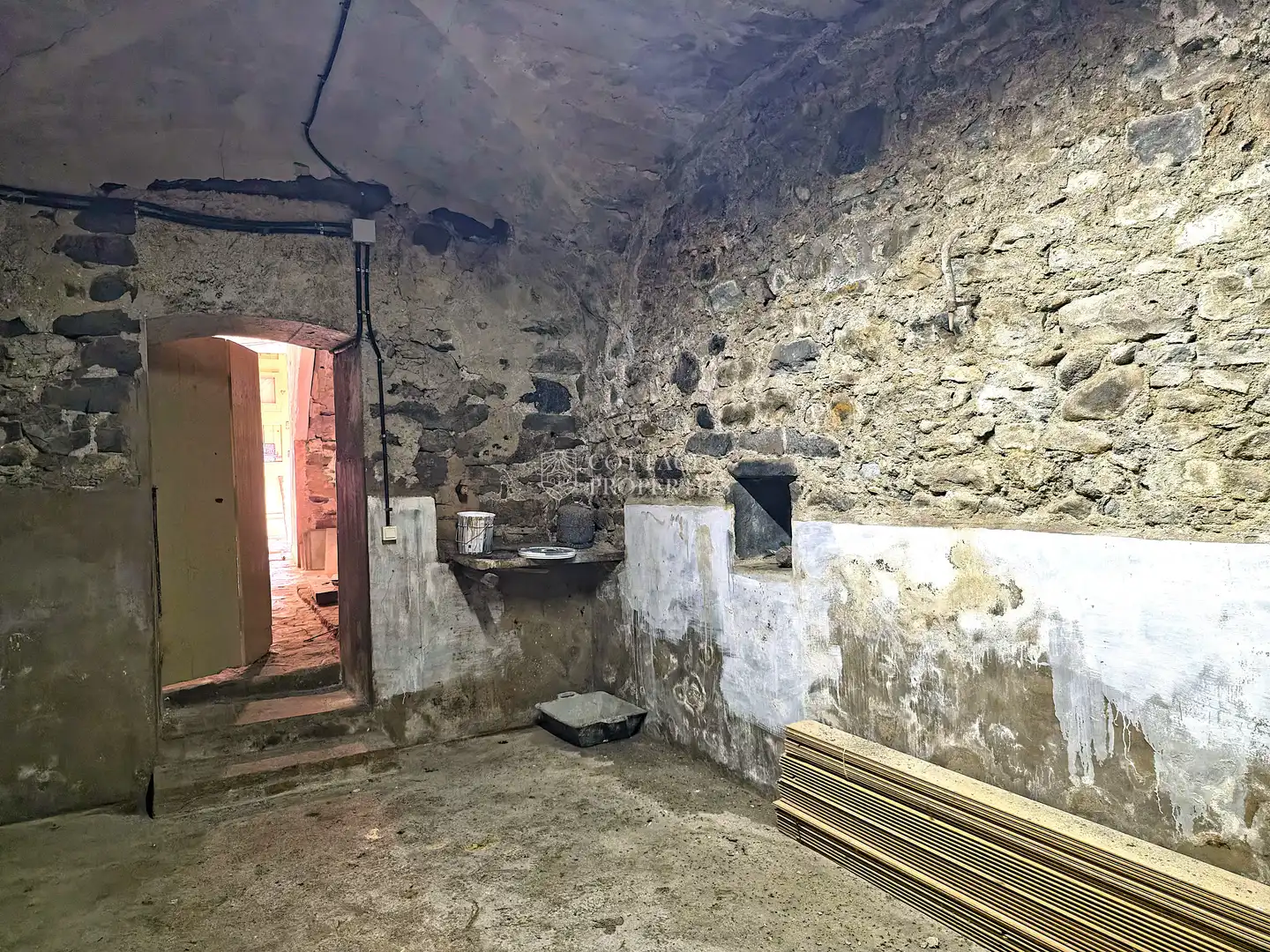 Casa rustica con giardino in vendita a Diseminat Afores, imagen 17