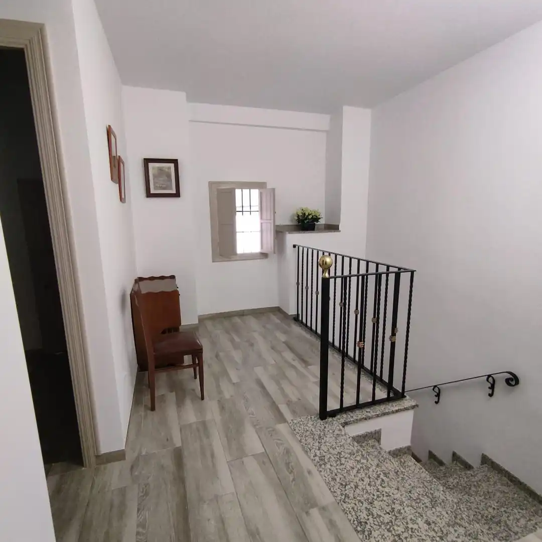 Houses for sale in Cuevas Bajas  with Air Conditioner, Terrace and Storage room