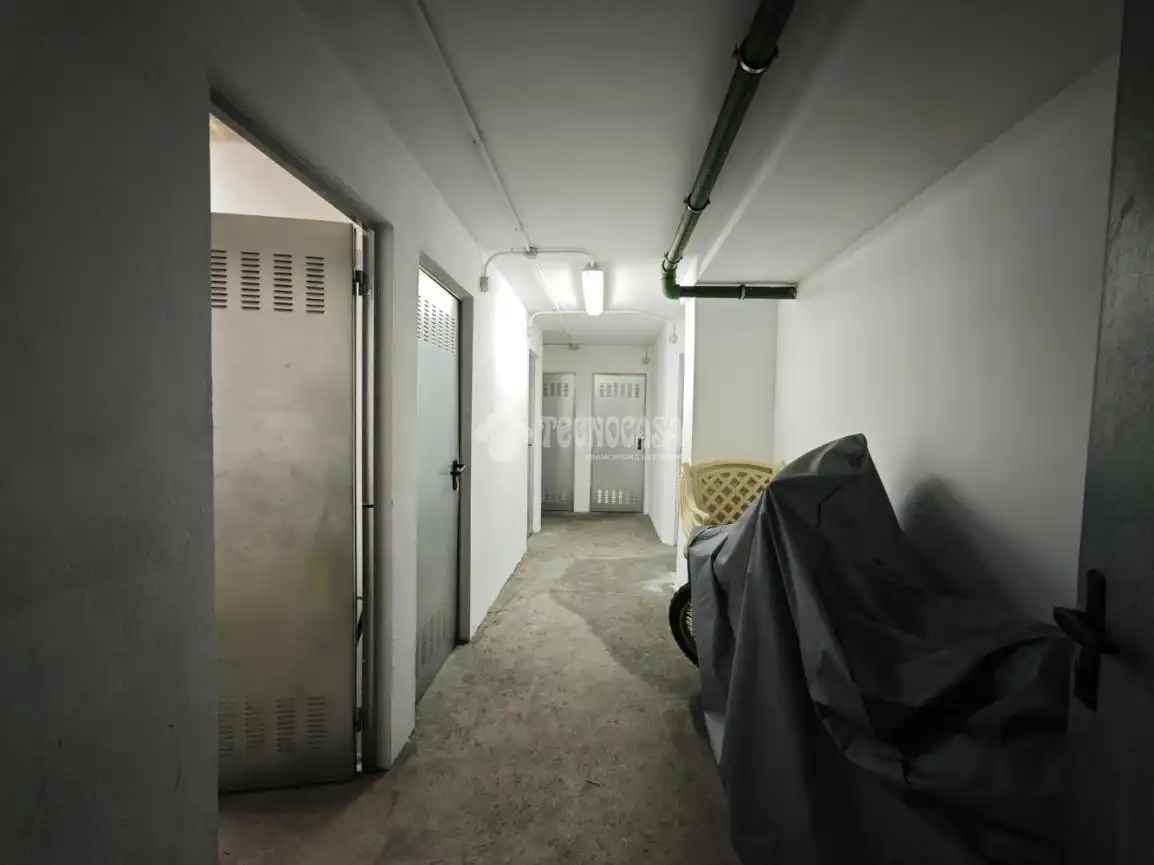 Storage room for sale in Arona