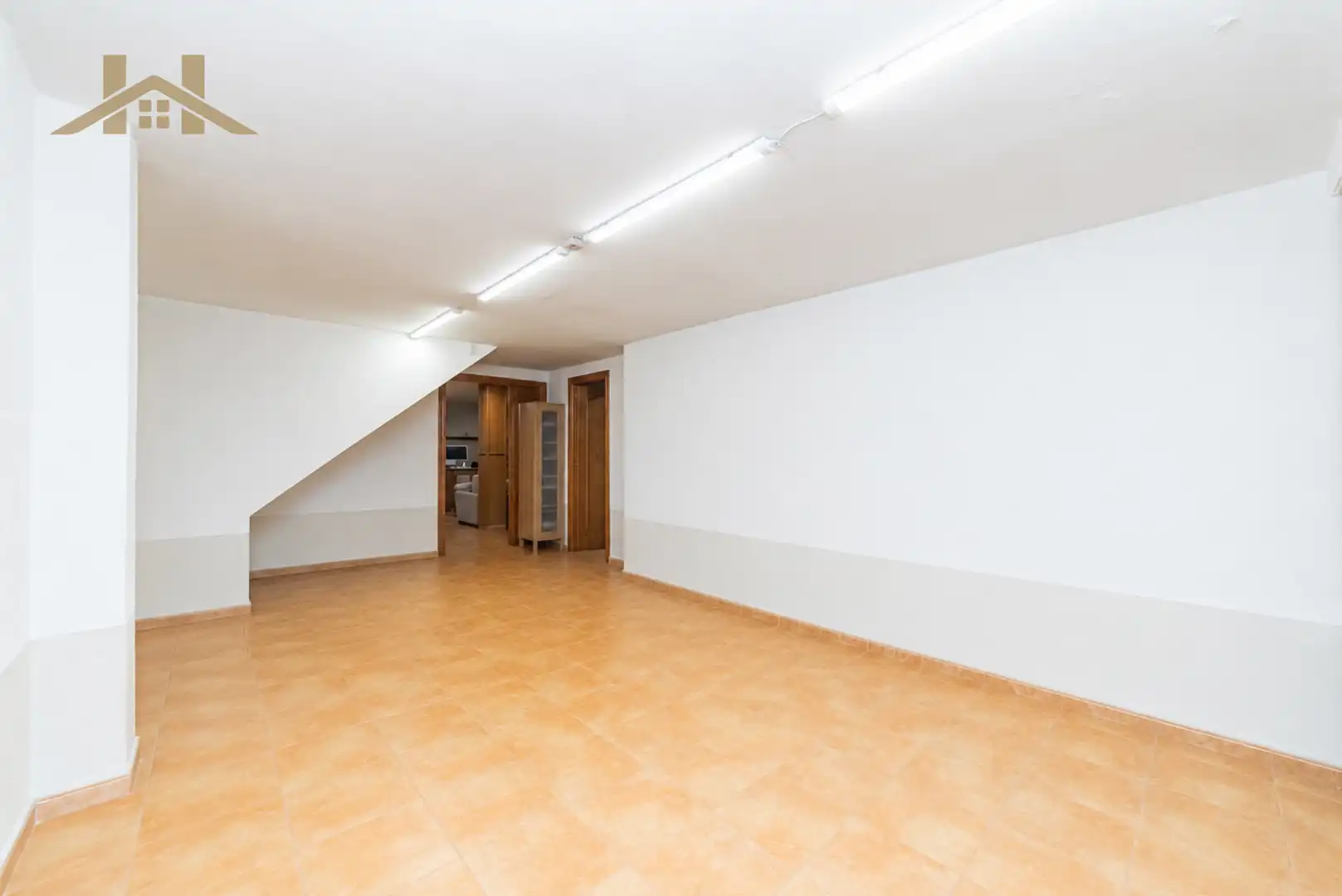 Casa adosada en venda en San Martín de Valdeiglesias amb Aire condicionat, Calefacció i Jardí privat