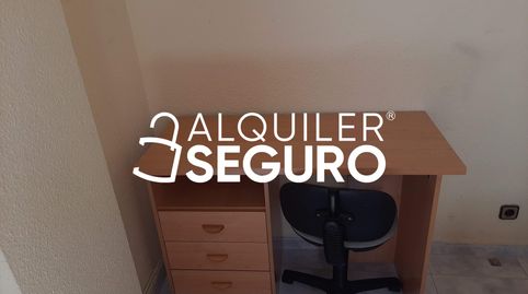 Foto 5 de Piso de alquiler en Obispo Tajon , Ciudad Jardín - Parque Roma, Zaragoza Capital