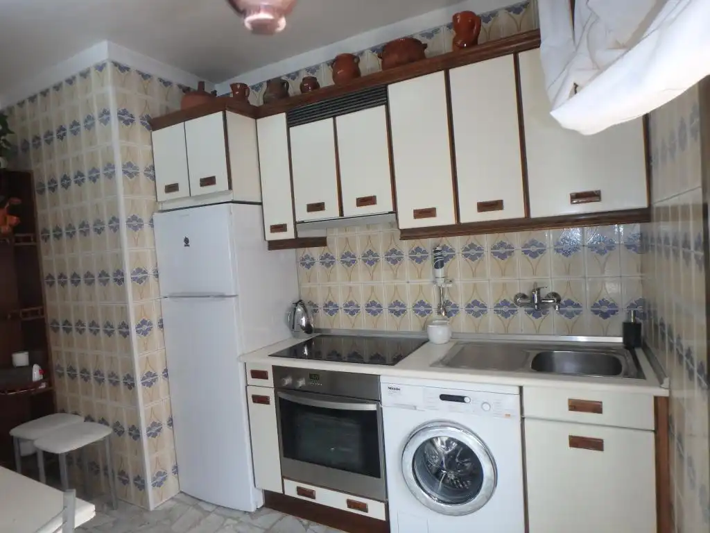 Küche von Wohnung zum Verkauf in  Pamplona / Iruña mit Heizung und Terrasse