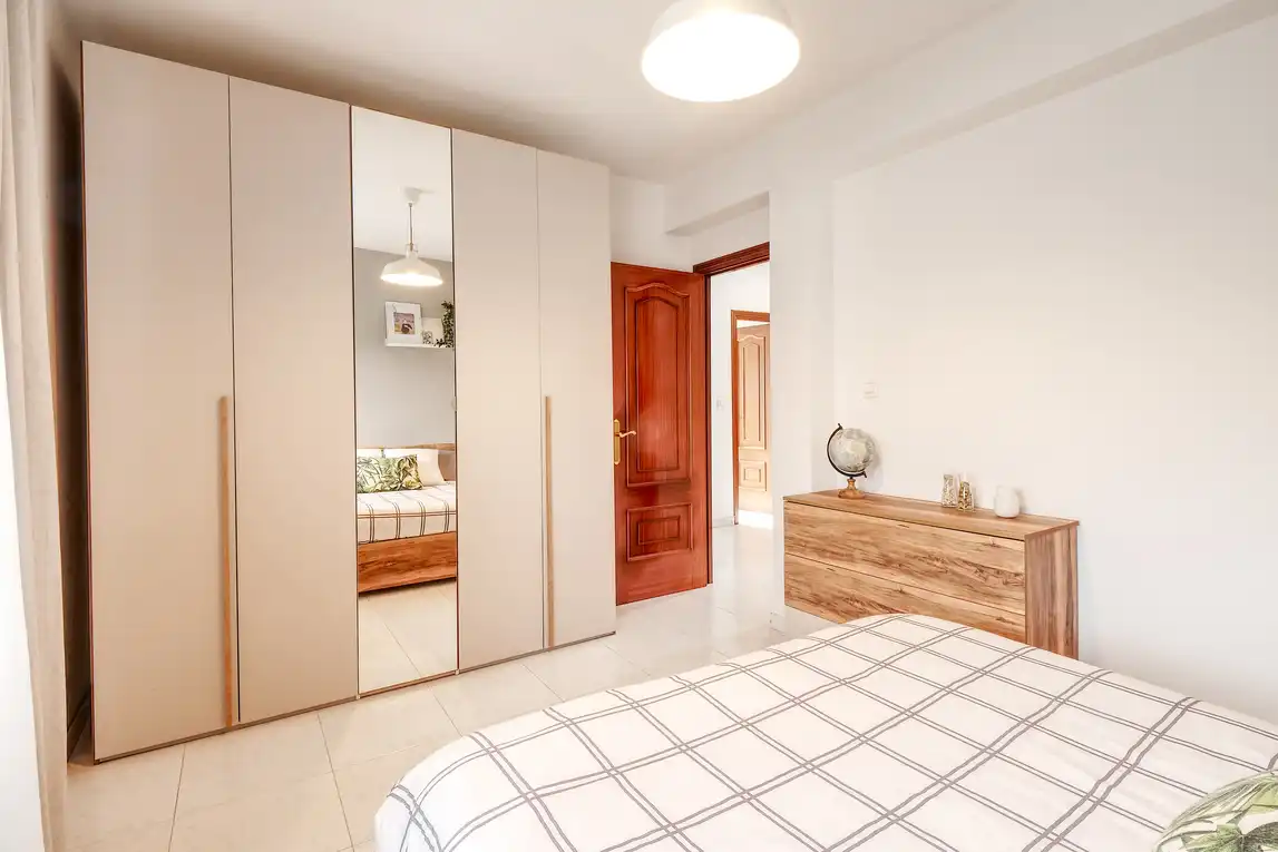 Habitación de Casa o chalet en venta en A Laracha   con Calefacción, Jardín privado y Trastero