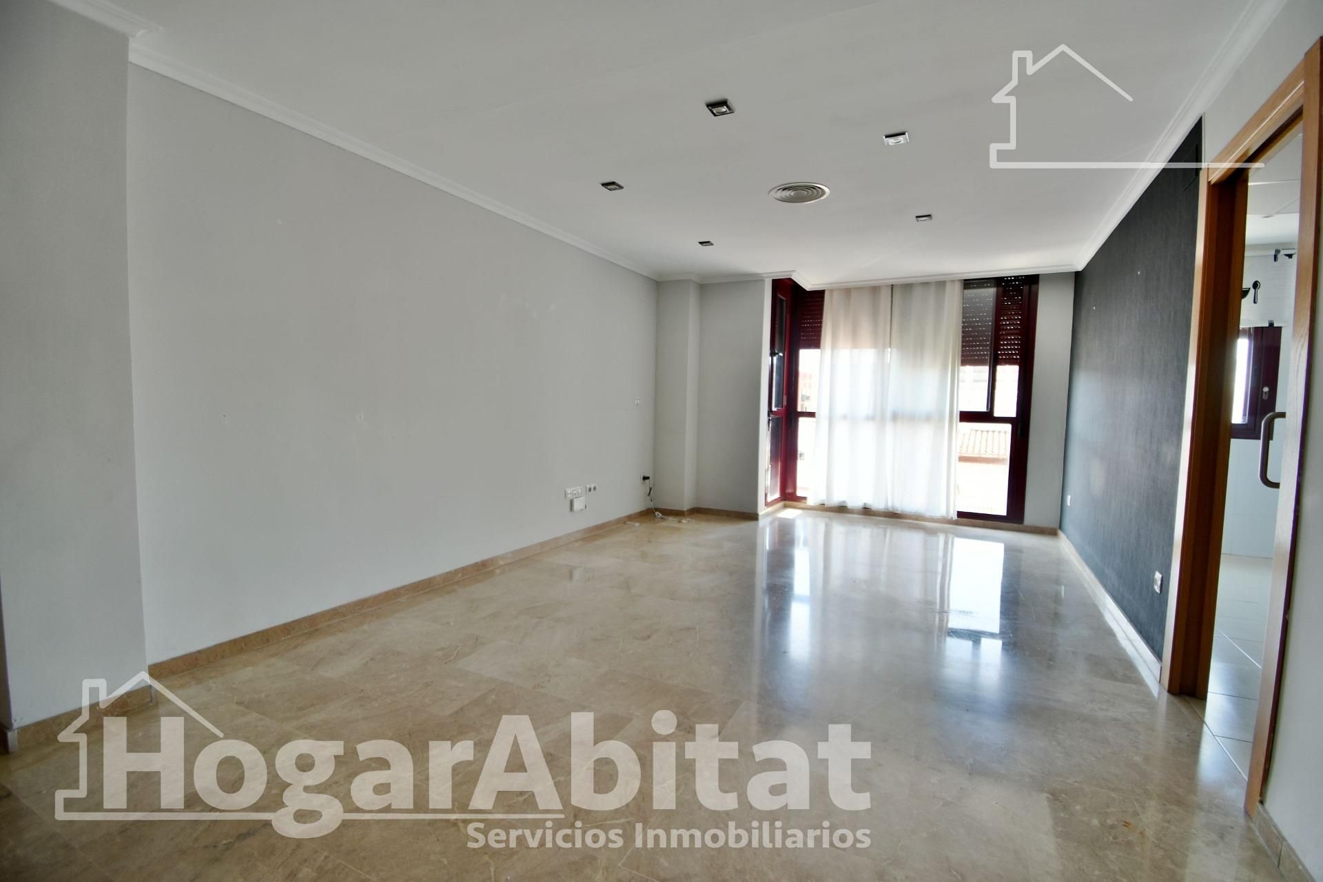 Sala d'estar de Pis en venda en Alzira amb Aire condicionat