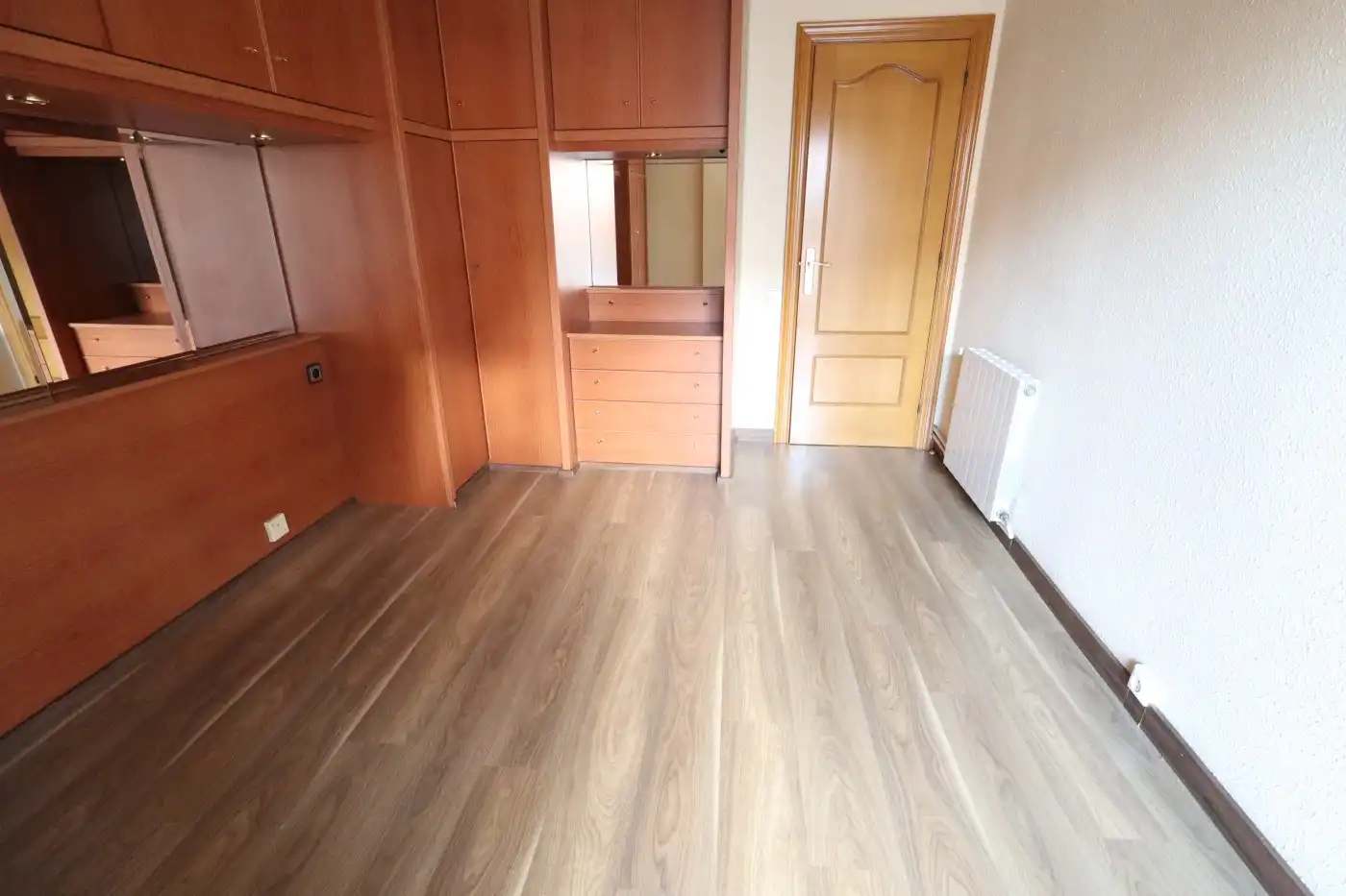 Habitación de Piso en venta en Barcelona con Calefacción y Balcón