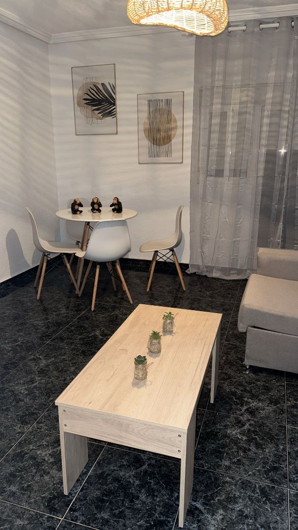 Piso en venta en Calle Santa María del Valle, Belén - San Roque