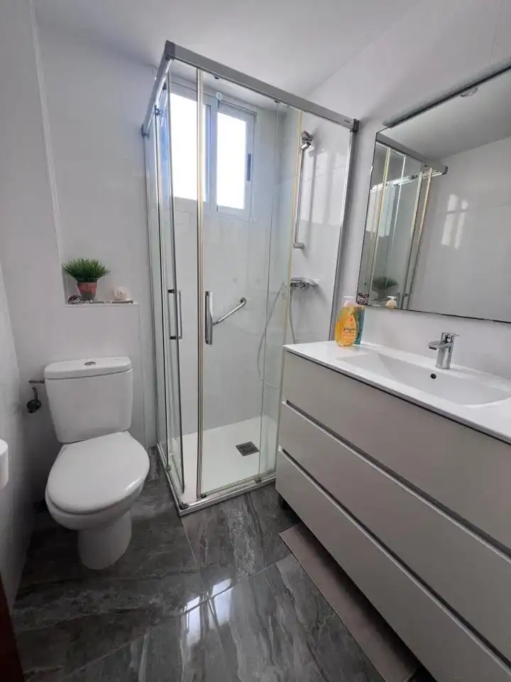 Bathroom of Flat for rent in Cullera