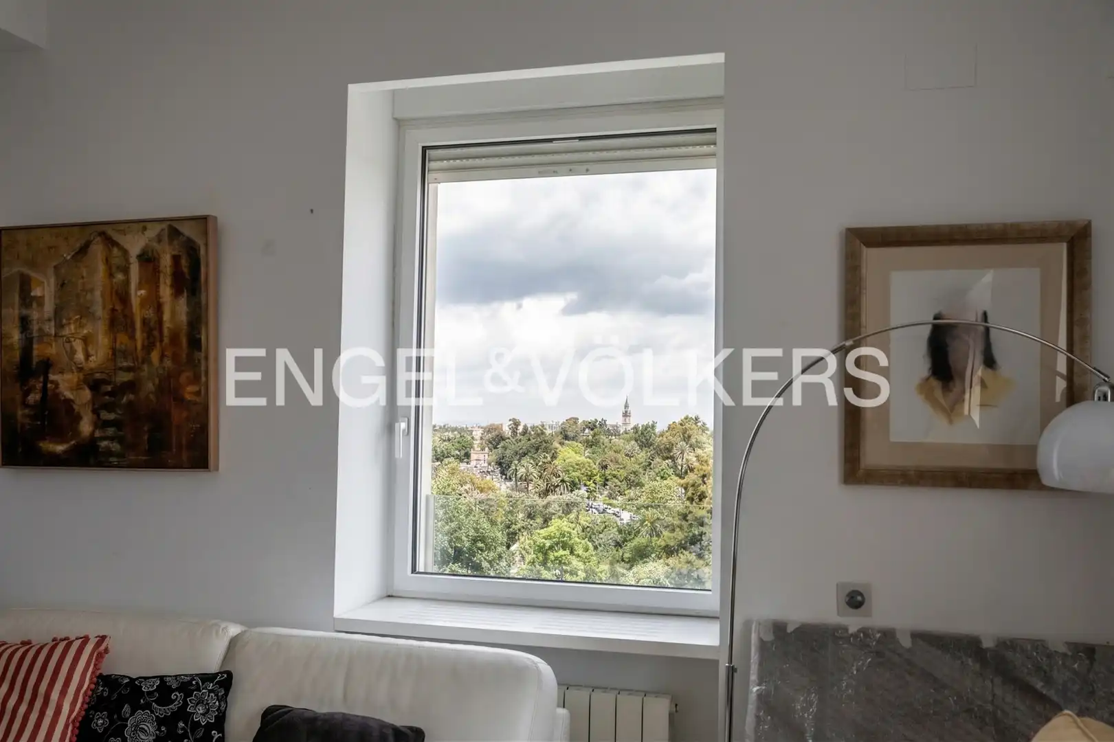 Terraza de Piso en venta en Sevilla con Calefacción