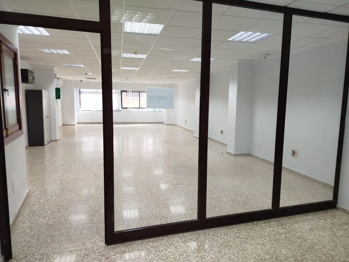 Office for rent in Las Palmas de Gran Canaria  with Air Conditioner