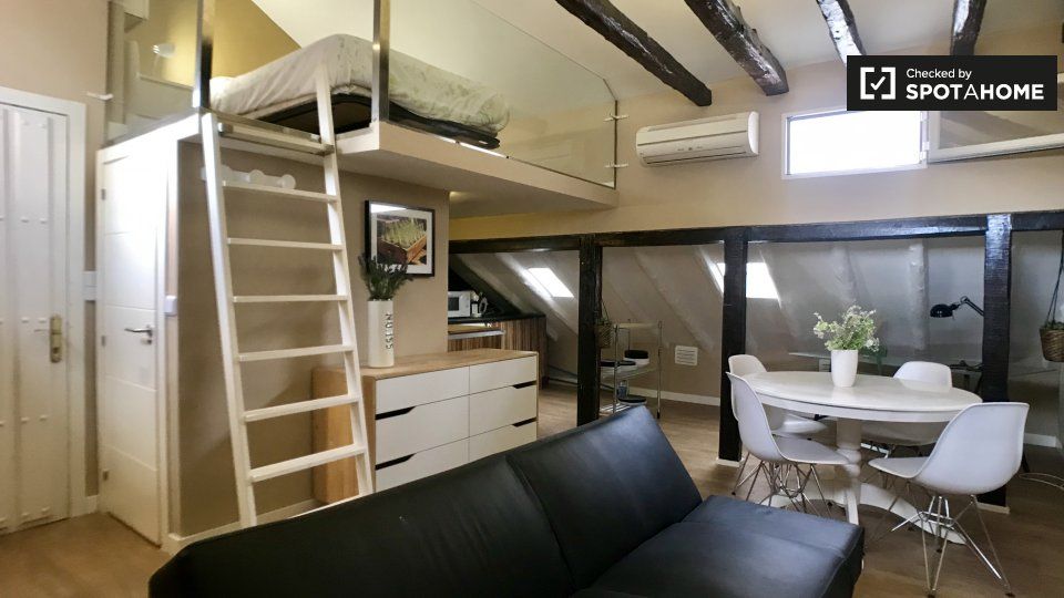 Flat to rent in Universidad - Malasaña