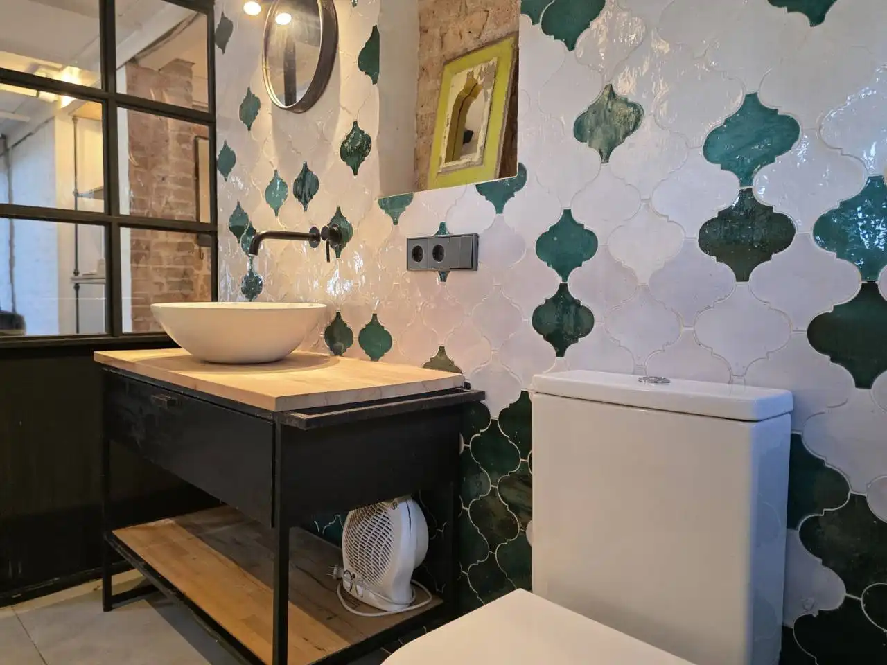 Bany de Dúplex en venda en Barcelona amb Aire condicionat, Calefacció i Moblat
