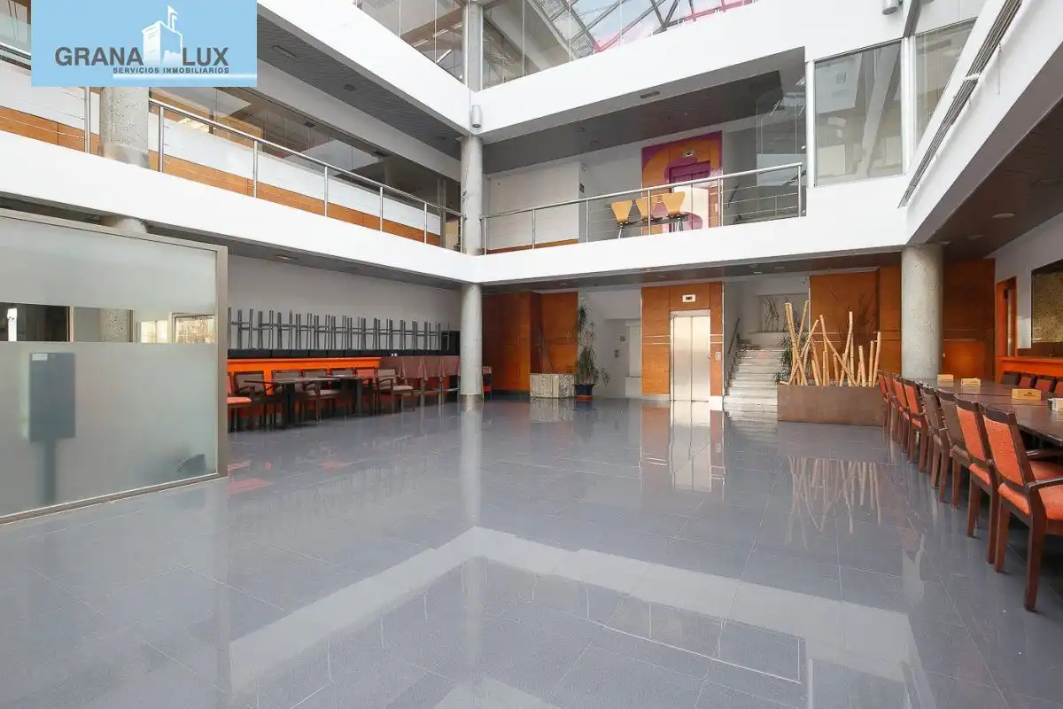 Inmuebles singulares con ascensor en venta en Poniente, imagen 10