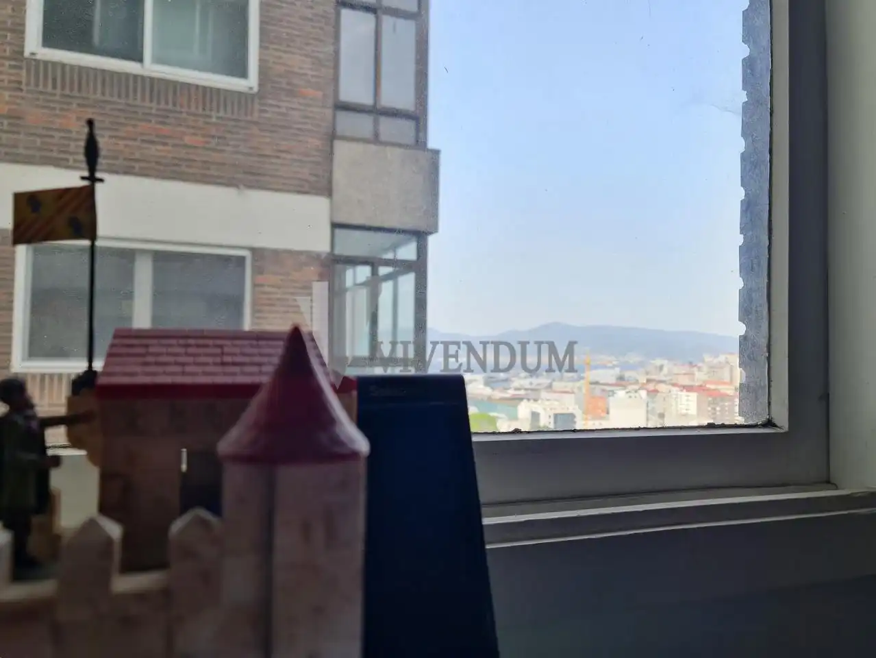Vista exterior de Piso en venta en Vigo  con Calefacción, Terraza y Trastero