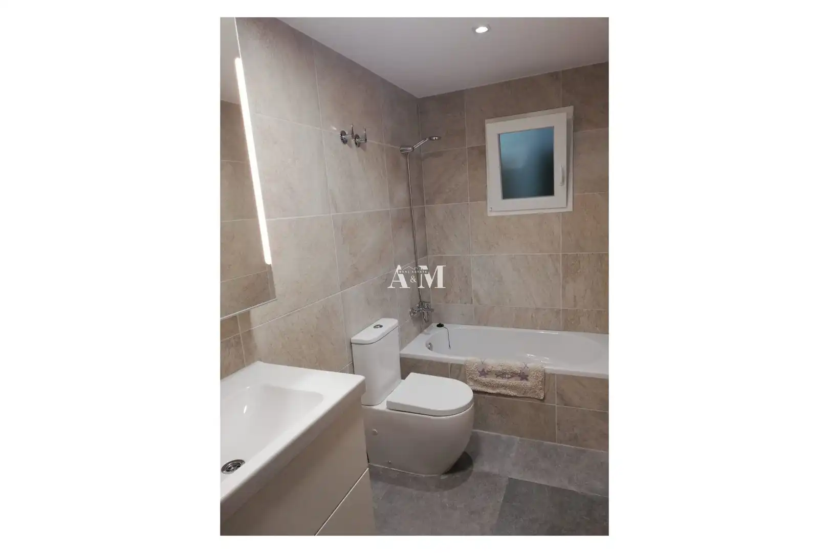 Bathroom of Apartments for rent in Almoradí  with Heating, Terrace and Furnished