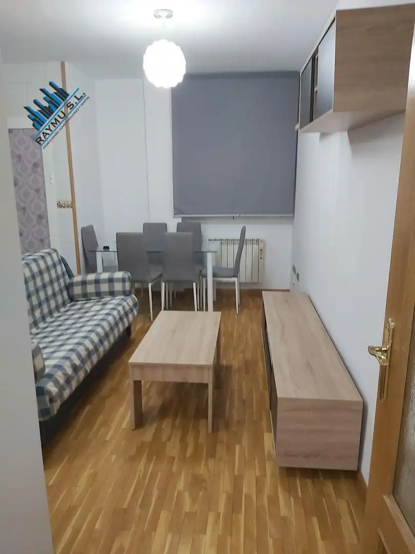 Sala d'estar de Edifici en venda en Velilla de San Antonio