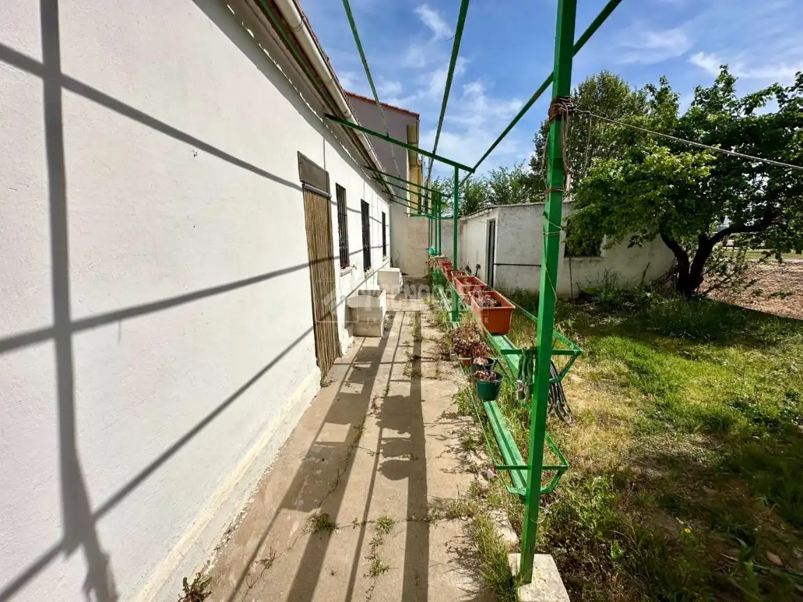 Detached homes for sale in Marchamalo  with Heating