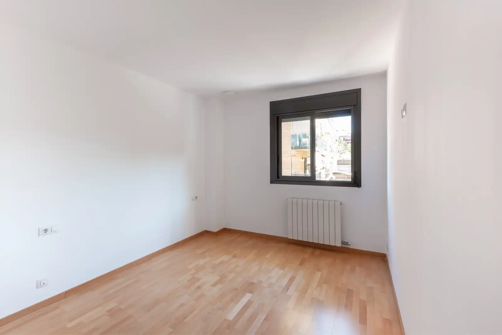 Bedroom of Flat for rent in Sabadell  with Heating, Parquet flooring and Oven