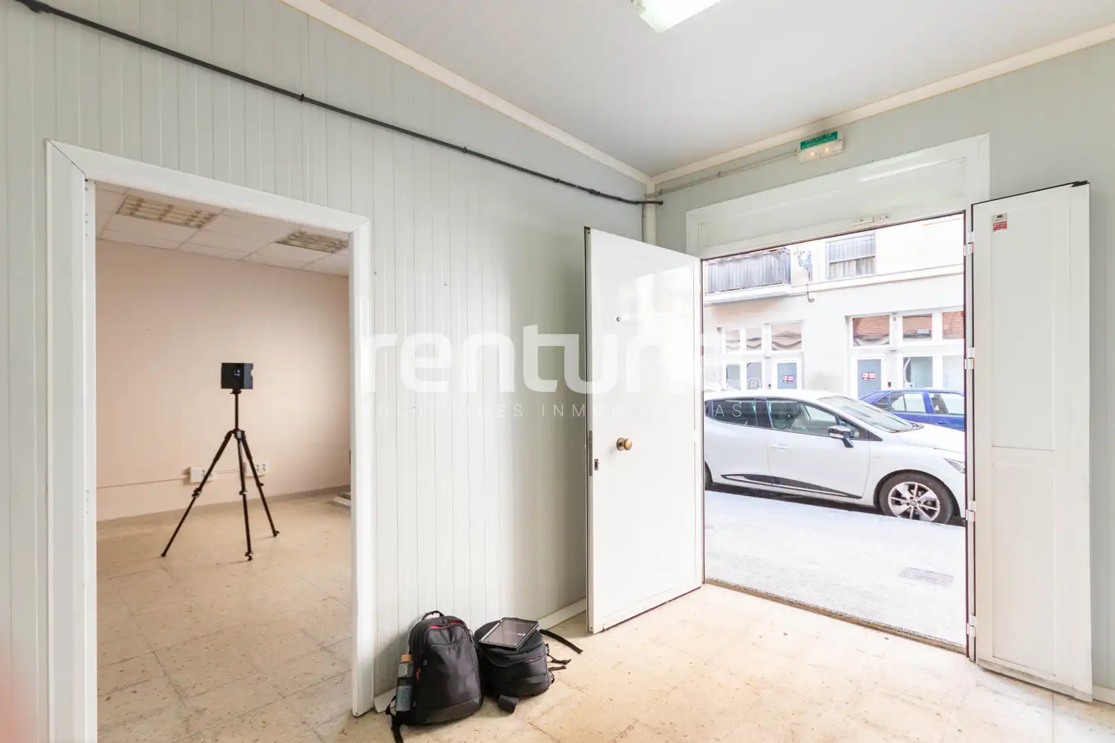 Local en venta en Valencia con Aire acondicionado y Amueblado