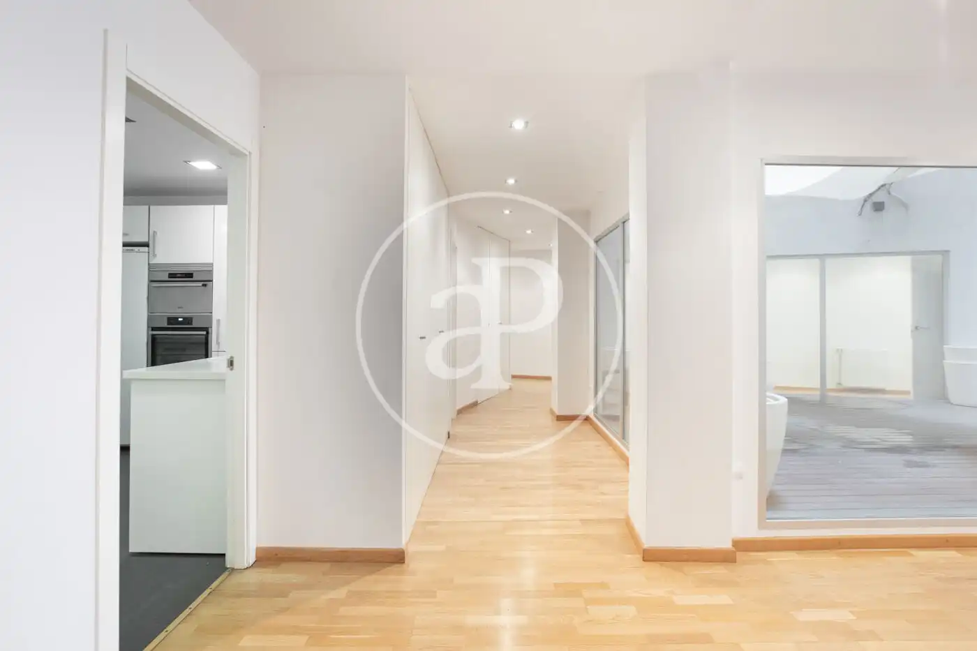 Wohnung zum Verkauf in Valencia mit Klimaanlage, Heizung und Terrasse