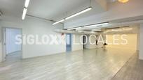 Premises to rent in Santa Coloma de Gramenet  with Air Conditioner
