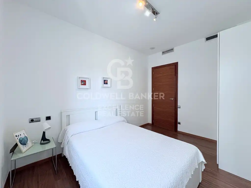 Habitación de Piso de alquiler en Valencia con Aire acondicionado, Amueblado y Horno