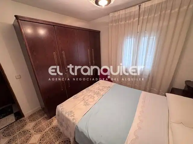 Schlafzimmer von Wohnung zur Miete in Madrid mit Klimaanlage und Möbliert