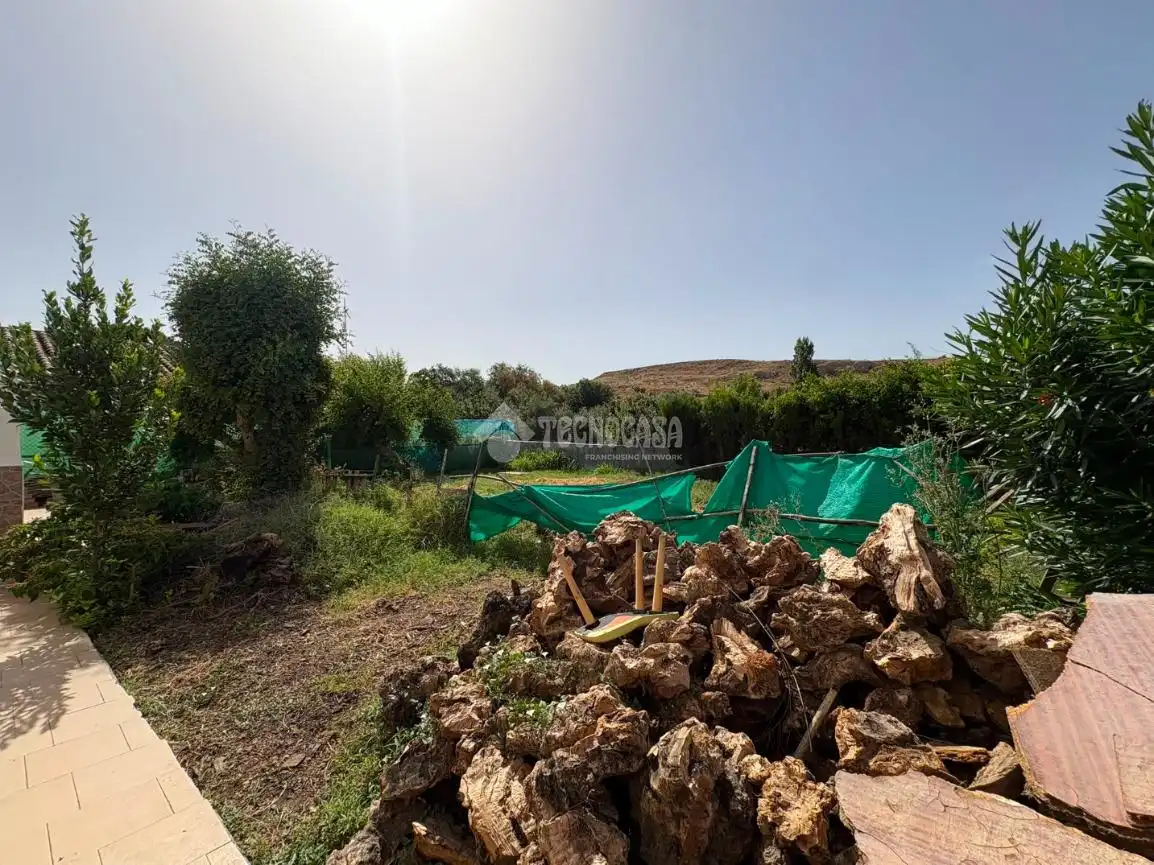 Finca rústica en venta en Jaén