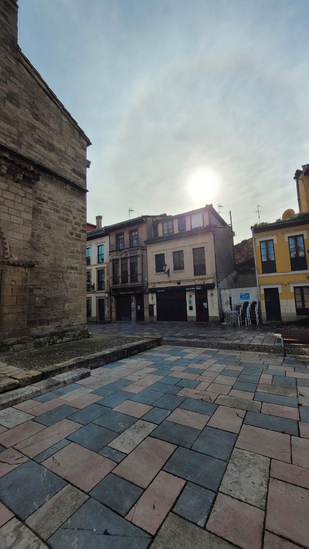 Exterior view of House or chalet for sale in Avilés  with Parquet flooring and Balcony