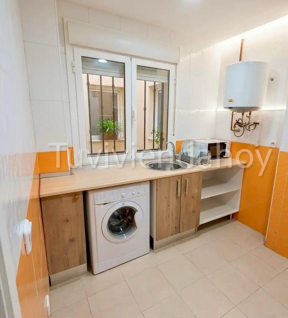 Piso en venta en ZONA C/ TOLEDO, Centro